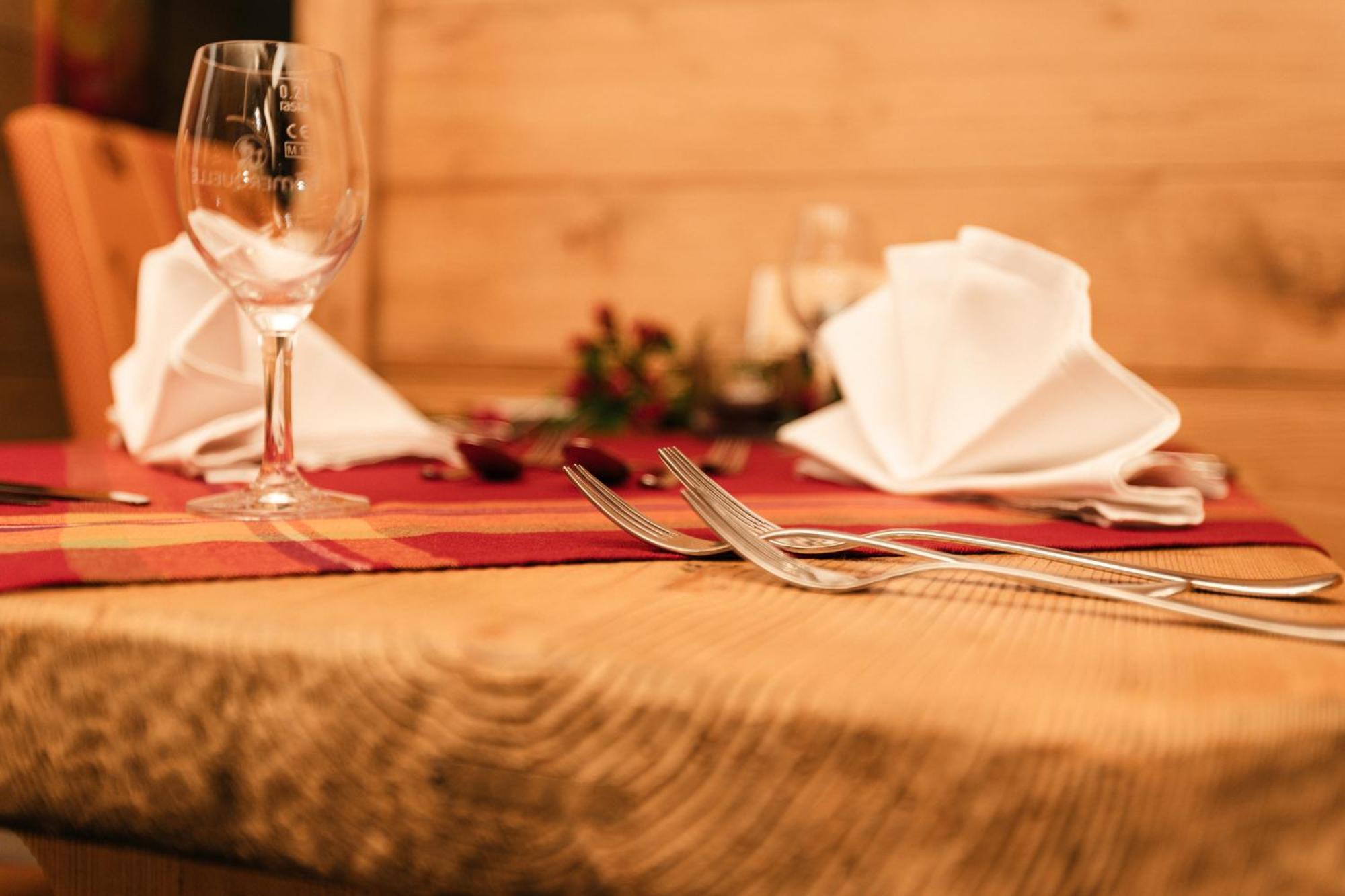 Hotel Kuenstleralm Kaprun Kültér fotó