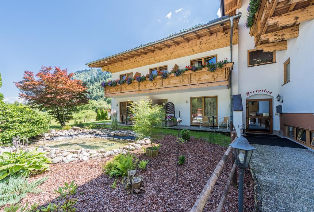 Hotel Kuenstleralm Kaprun Kültér fotó