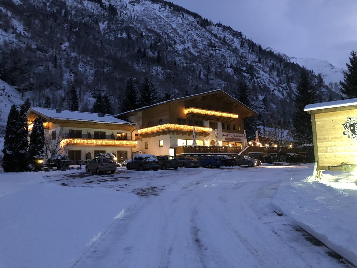 Hotel Kuenstleralm Kaprun Kültér fotó